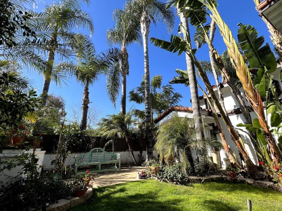 Stylish Mediterranean Villa, Pool, Jacuzzi, Hollywood & Malibu Bliss Los Angeles Exterior photo