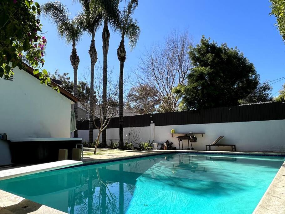 Stylish Mediterranean Villa, Pool, Jacuzzi, Hollywood & Malibu Bliss Los Angeles Exterior photo